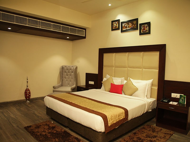 Best Hotel in Hoshiarpur, Banquete, SPA, Sagar Ratna Hotel Amber Residency